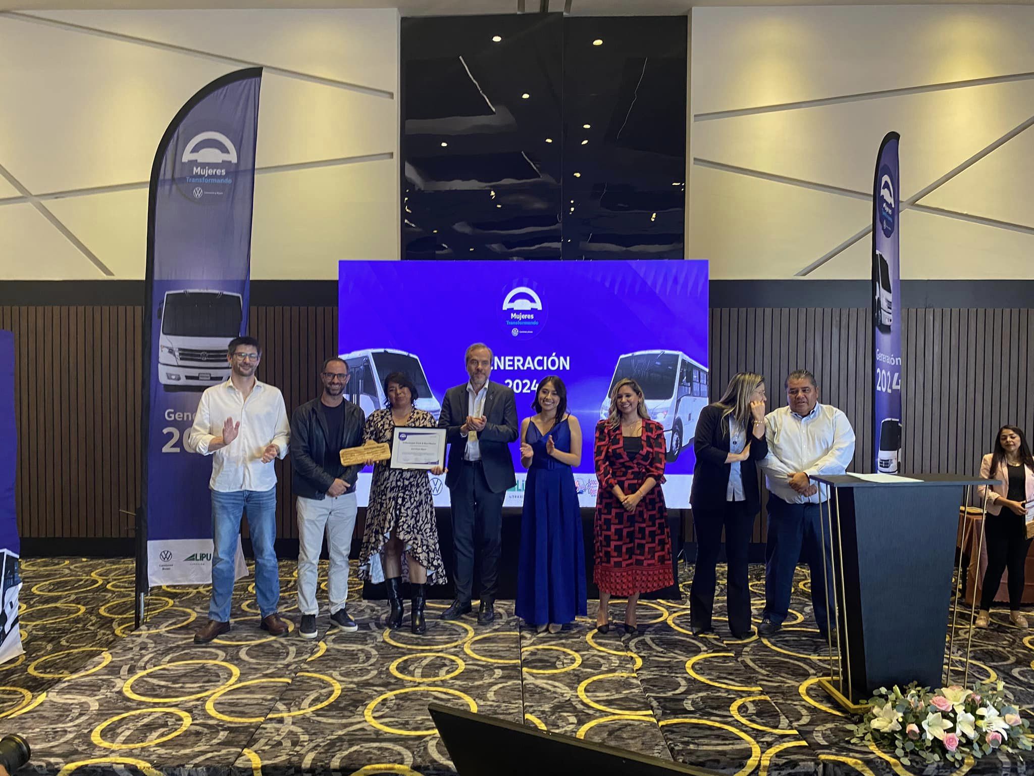 Volkswagen Truck & Bus, AMO, LiPU, Traxión