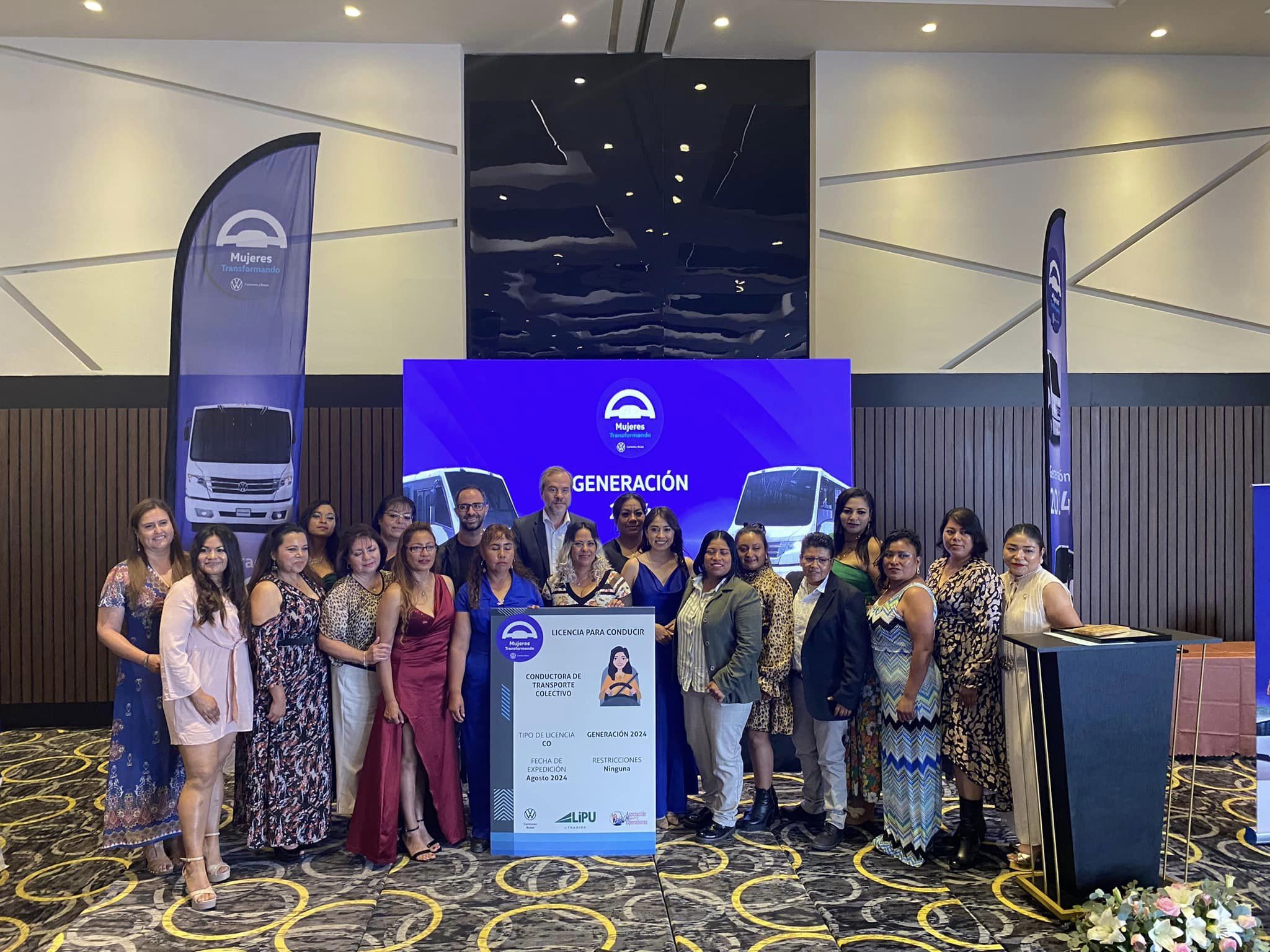 Volkswagen Truck & Bus, AMO, LiPU, Traxión