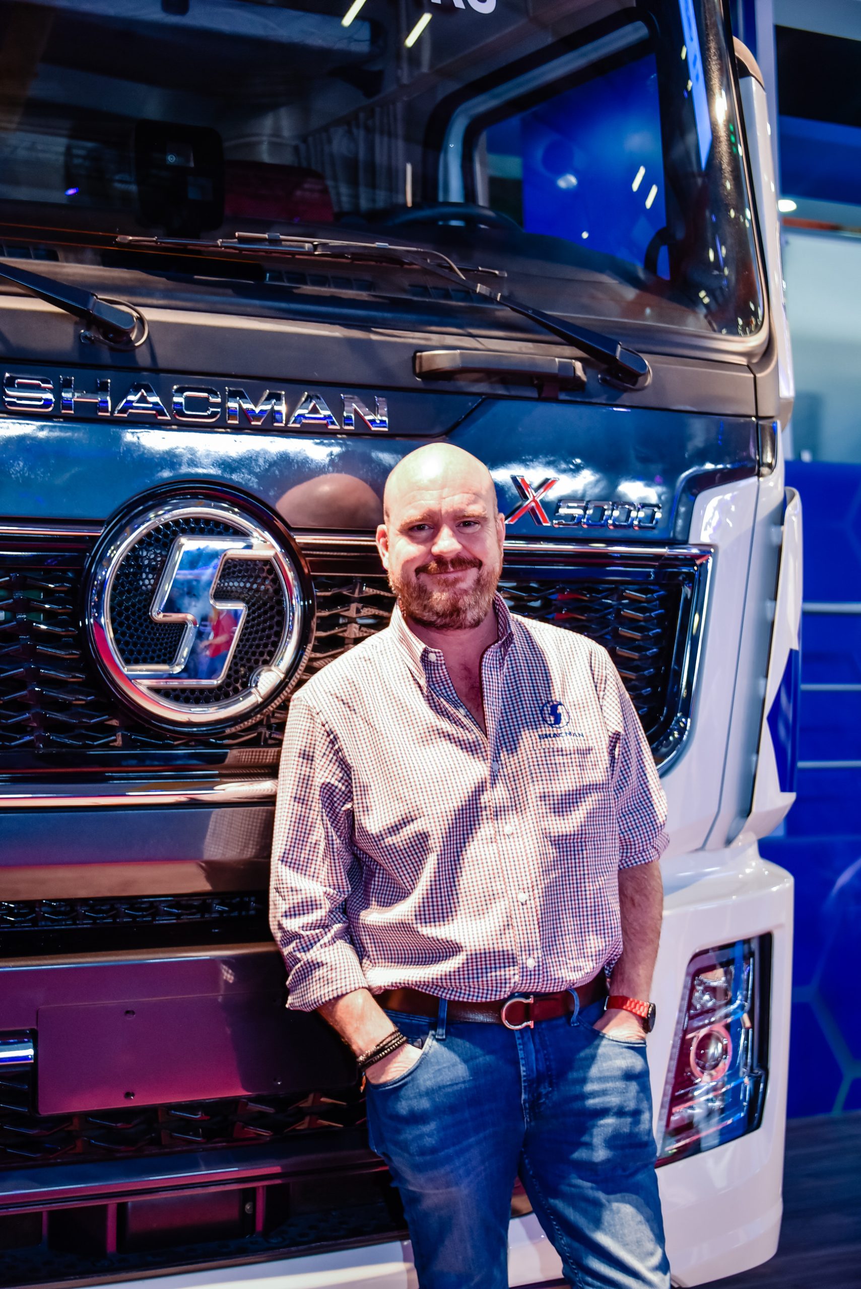 Shacman, Carlos Pardo