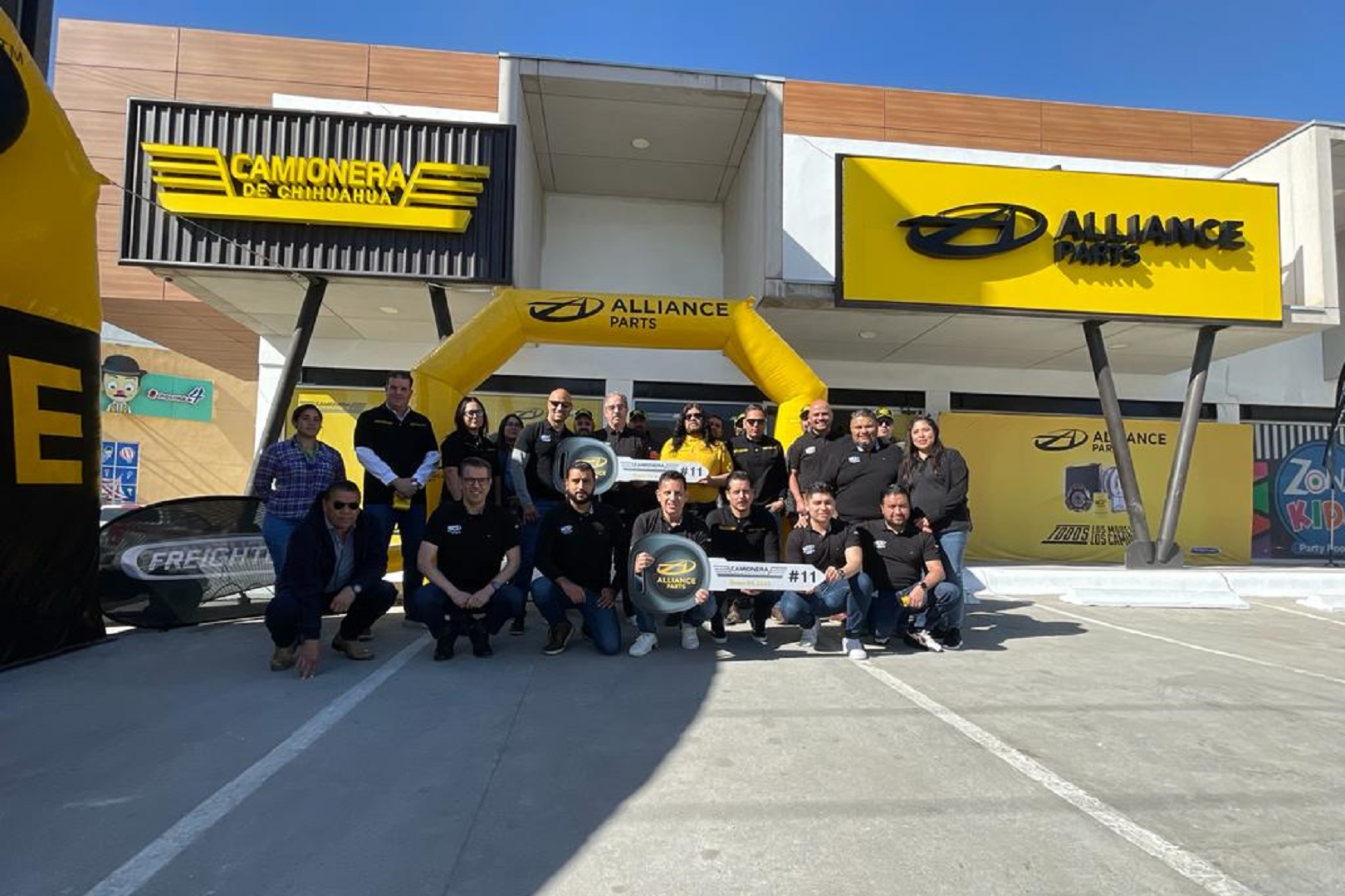 Alliance Parts, Daimler, Freightliner