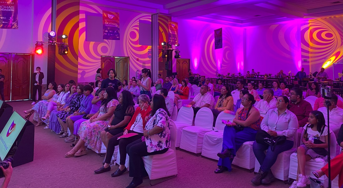 Conductoras Scania, Manzanillo