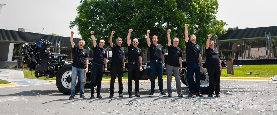 Mercedes, chasis 100 mil