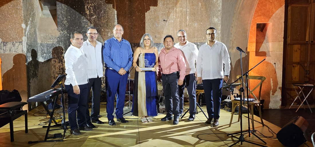 Mercedes-Benz Autobuses, Va y Ven