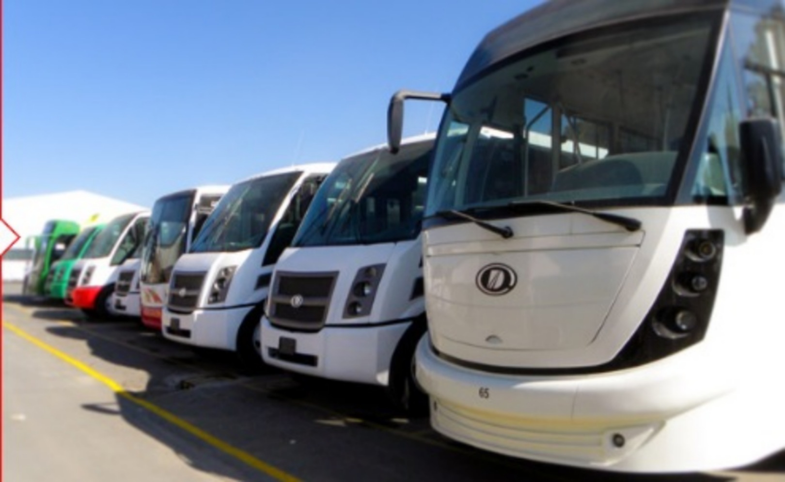 DINA 70 años autobuses 