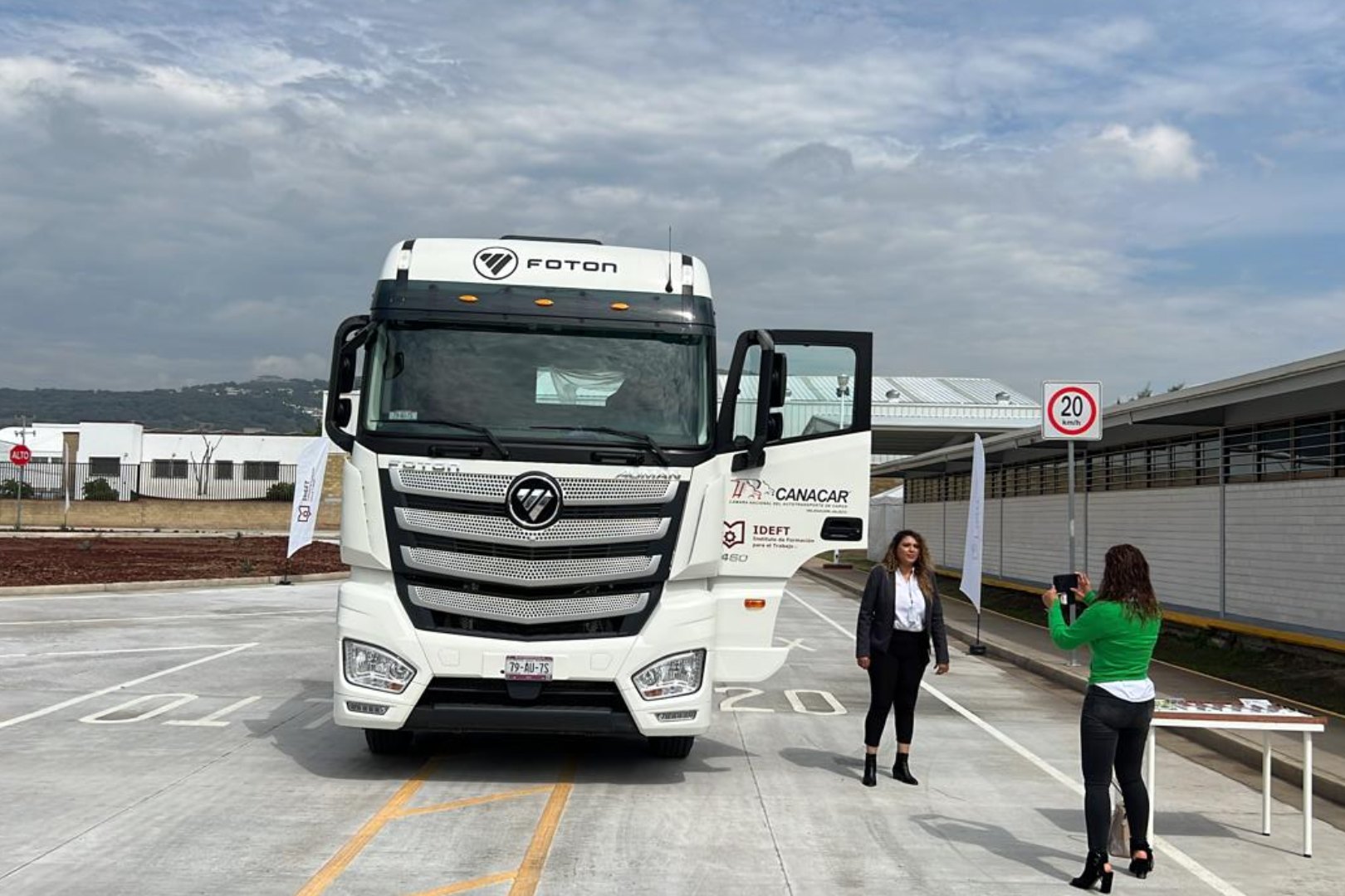 pista para Formación de Conductores en Jalisco, Canacar, Foton