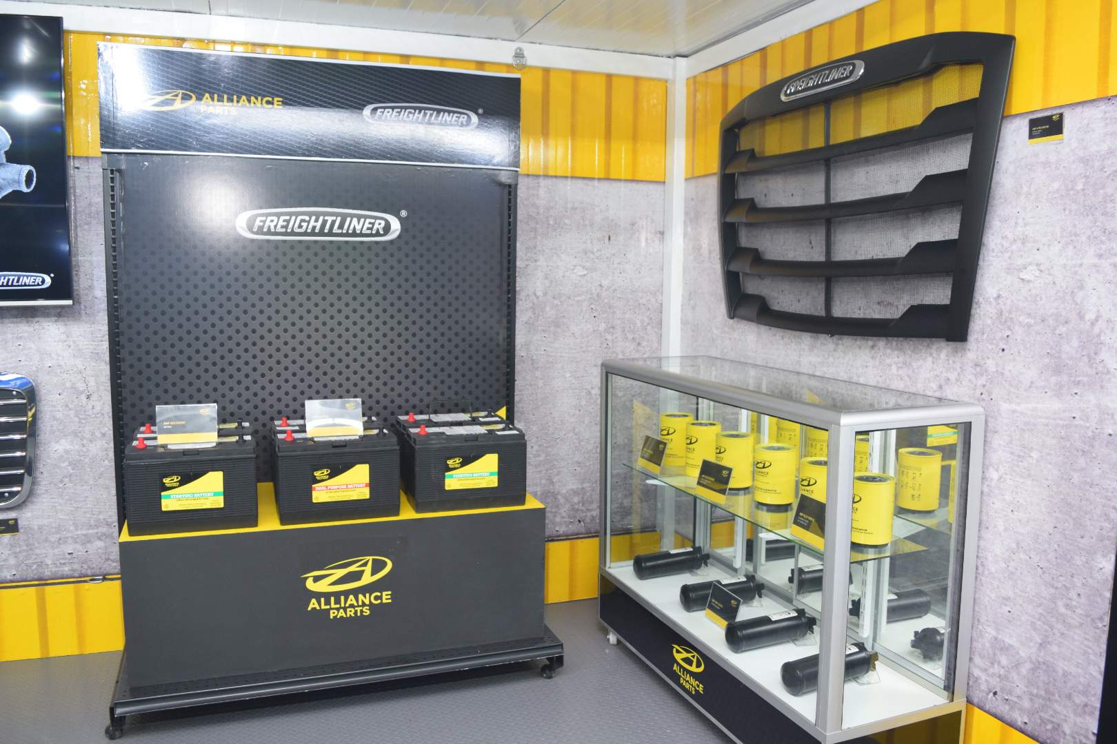 Daimler Tienda Móvil de Refacciones