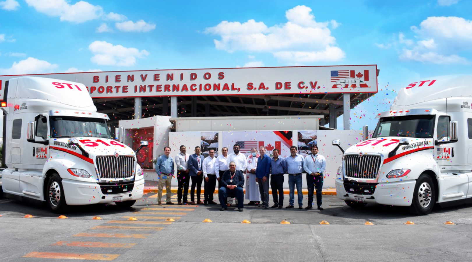 Super Transporte Internacional, Navistar México, International