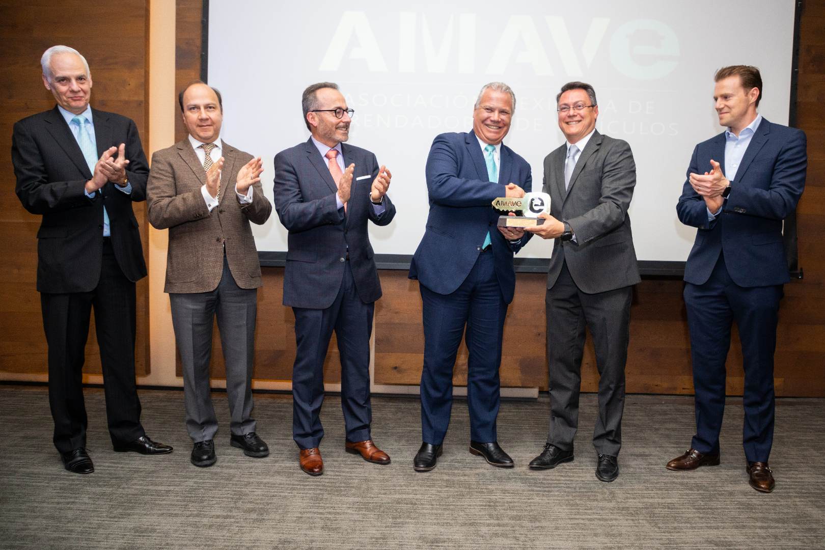 Alberto Gómez, nuevo presidente de AMAVe