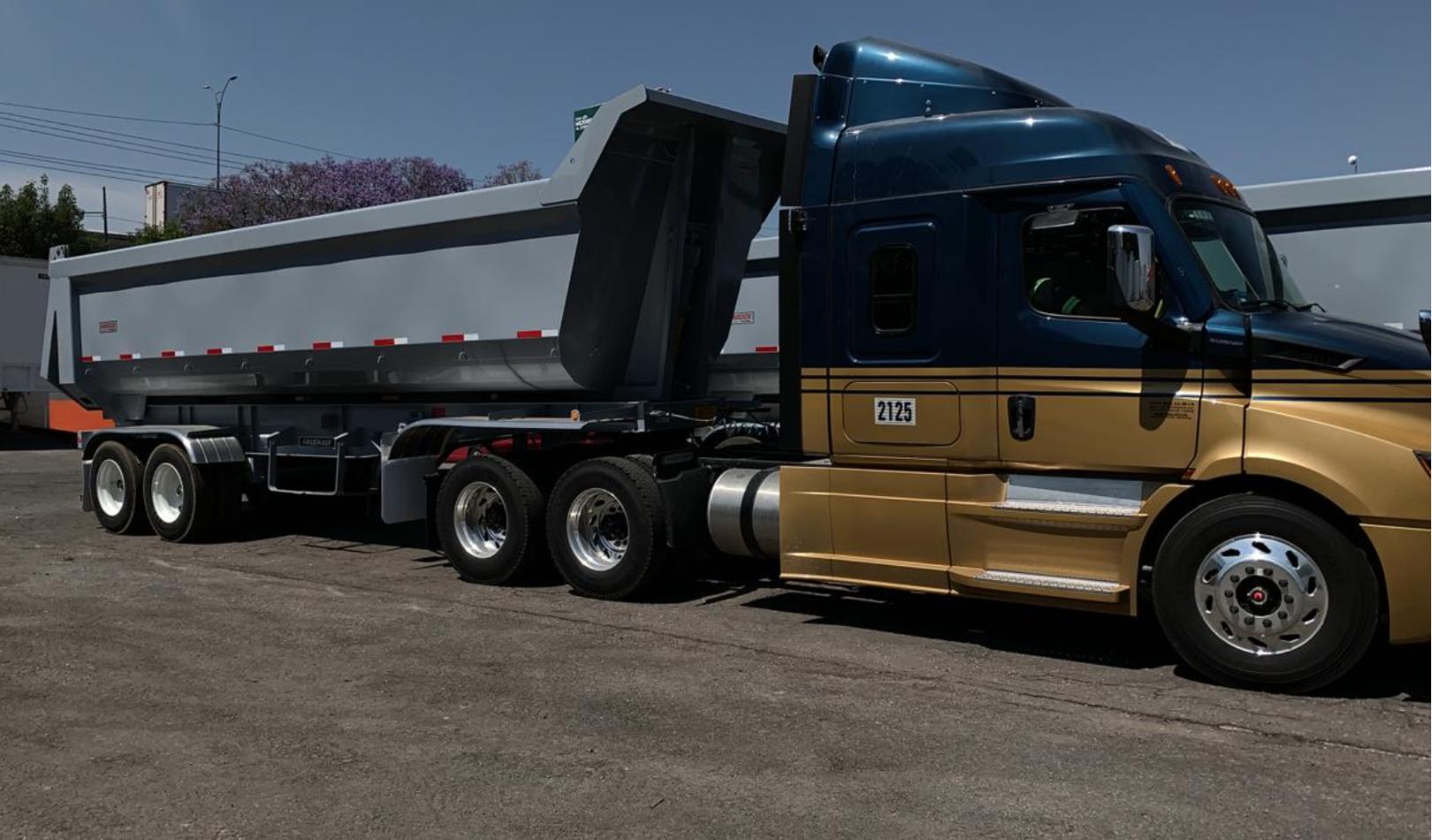 Fruehauf Fletes Hesa volteo