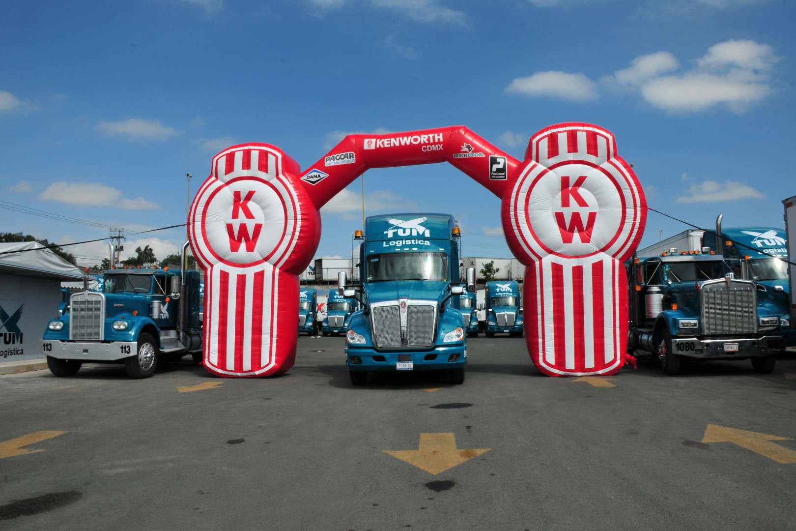 TUM, PACCAR, Kenworth, Eaton, Cummins, Paclease, FedEx Express,