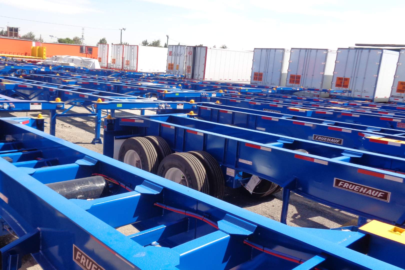 Transportes Marva Fruehauf