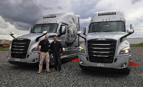 Euro Centro Camionero, Cascadia, Transportes Especializados Navarro, Daimler, Freightliner