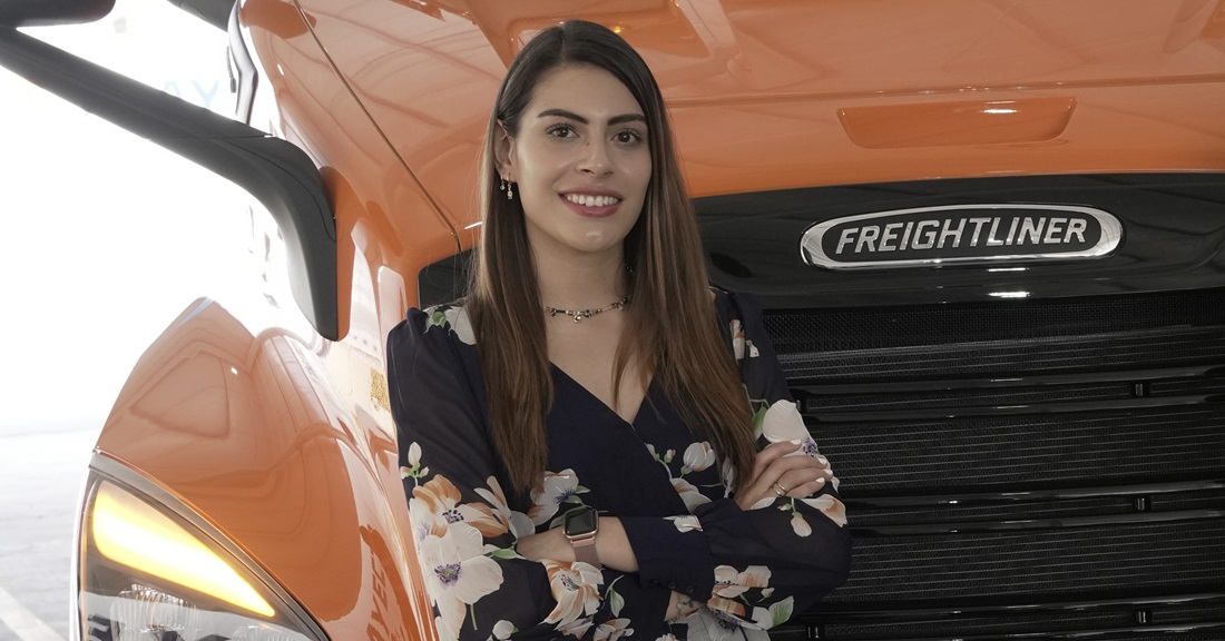 Ximena Mendoza, Daimler